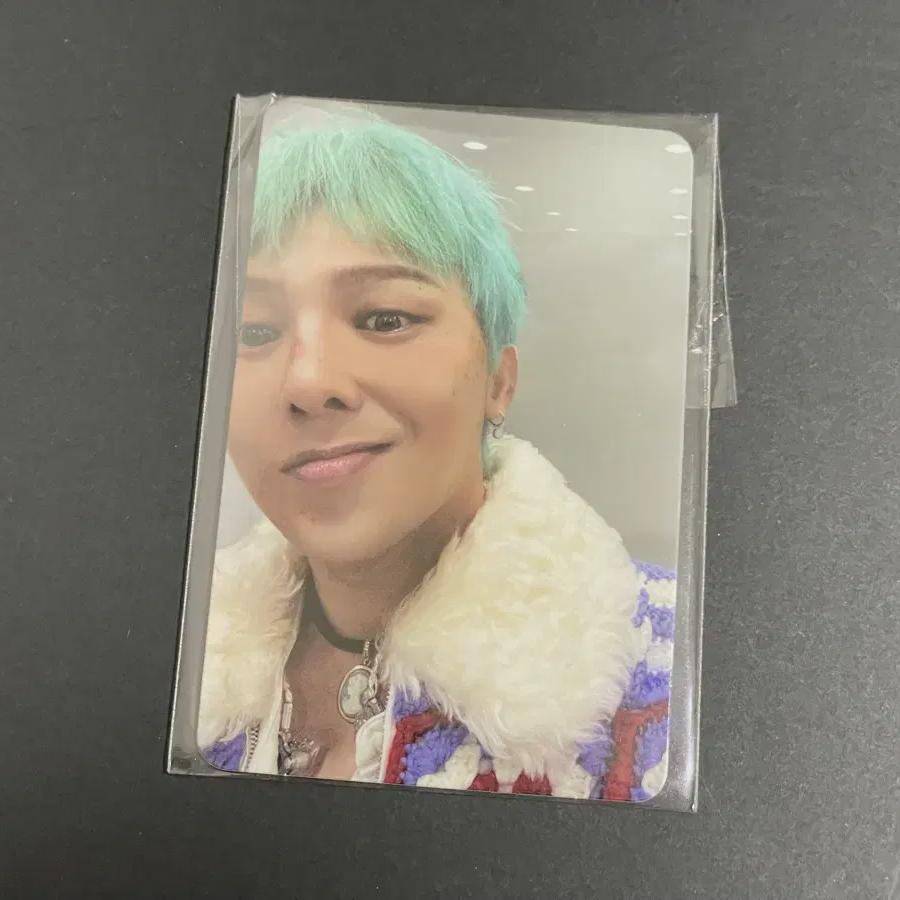 

Фотокарточки G-Dragon 30 Day Concert Pam Zone уже в продаже