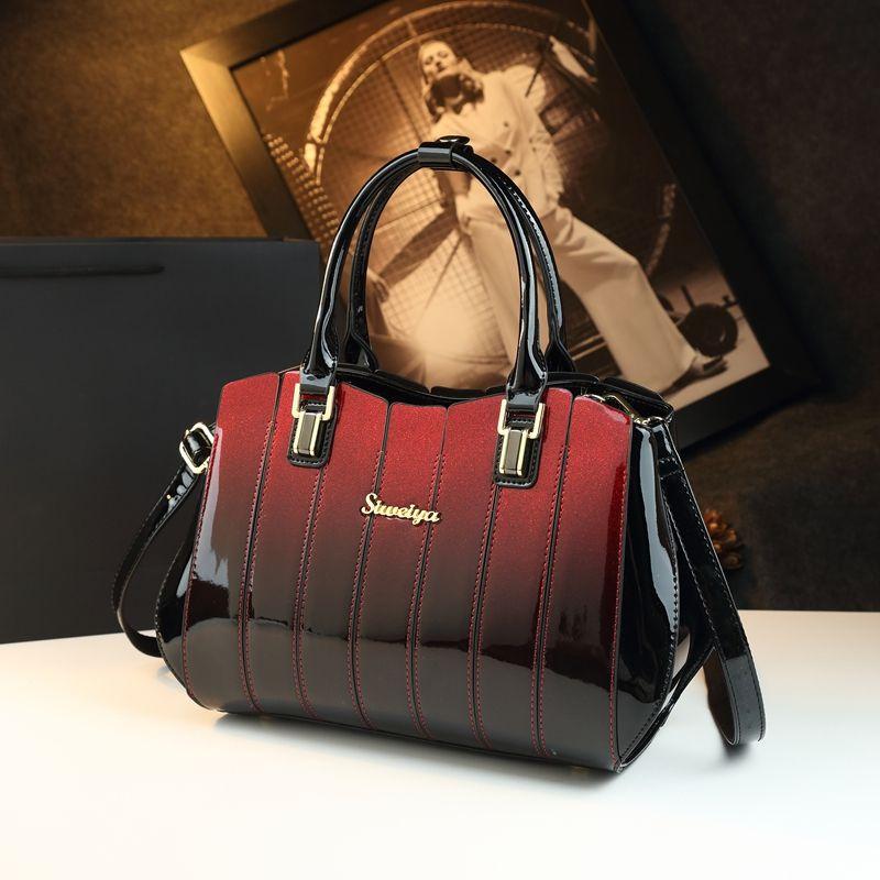 2025 New Fashionable Middle Aged Women's Bag with Large Capacity