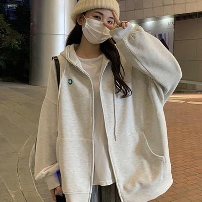 Korean Oversize Hooded Sweatshirt: Long-Sleeved, Loose Fit for Women - Perfect for Spring, Autumn, and Winter. Trendy Japanese Student Style.