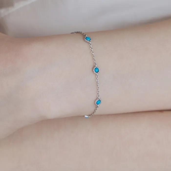Bigrain Turquoise Station Bracelet (White) BH7B65771WB190