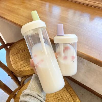 500/850ml Láhve na vodu Hrnky s brčkem Džus Mléko Plastové hrnky s víčkem Brčko Hrnky na Bubble Tea Kávu Velkokapacitní Nápojové nádobí