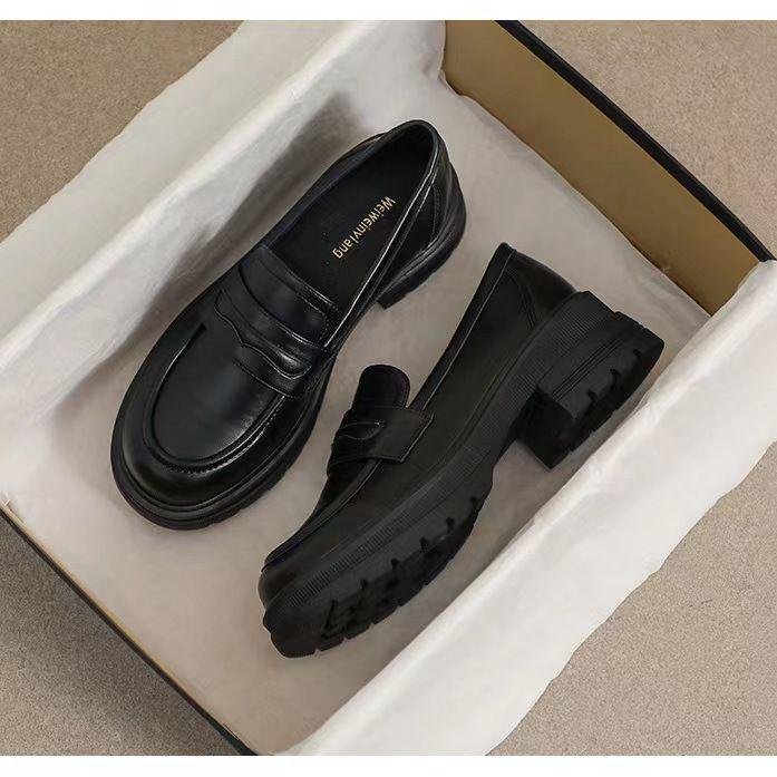 Women's British-Style Thick Sole Loafers, 2025 Trending, Genuine Soft Leather, Versatile & Comfortable.