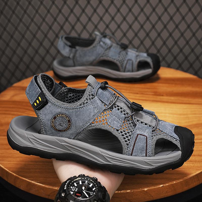 Men's sandals 2025 new summer breathable high-end leather beach shoes wear soft-soled bag head non-slip casual shoes