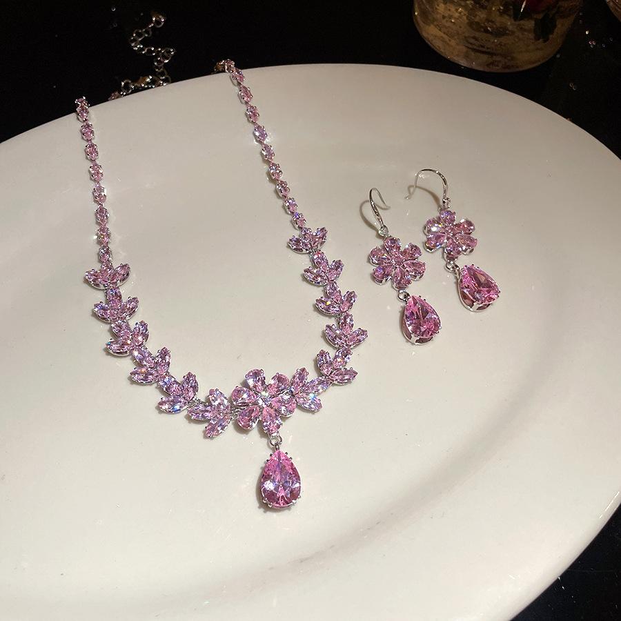 

European and American zircon diamond-encrusted flower water drop pendant ear hook sweet exquisite simple necklace light luxury high-end suit women
