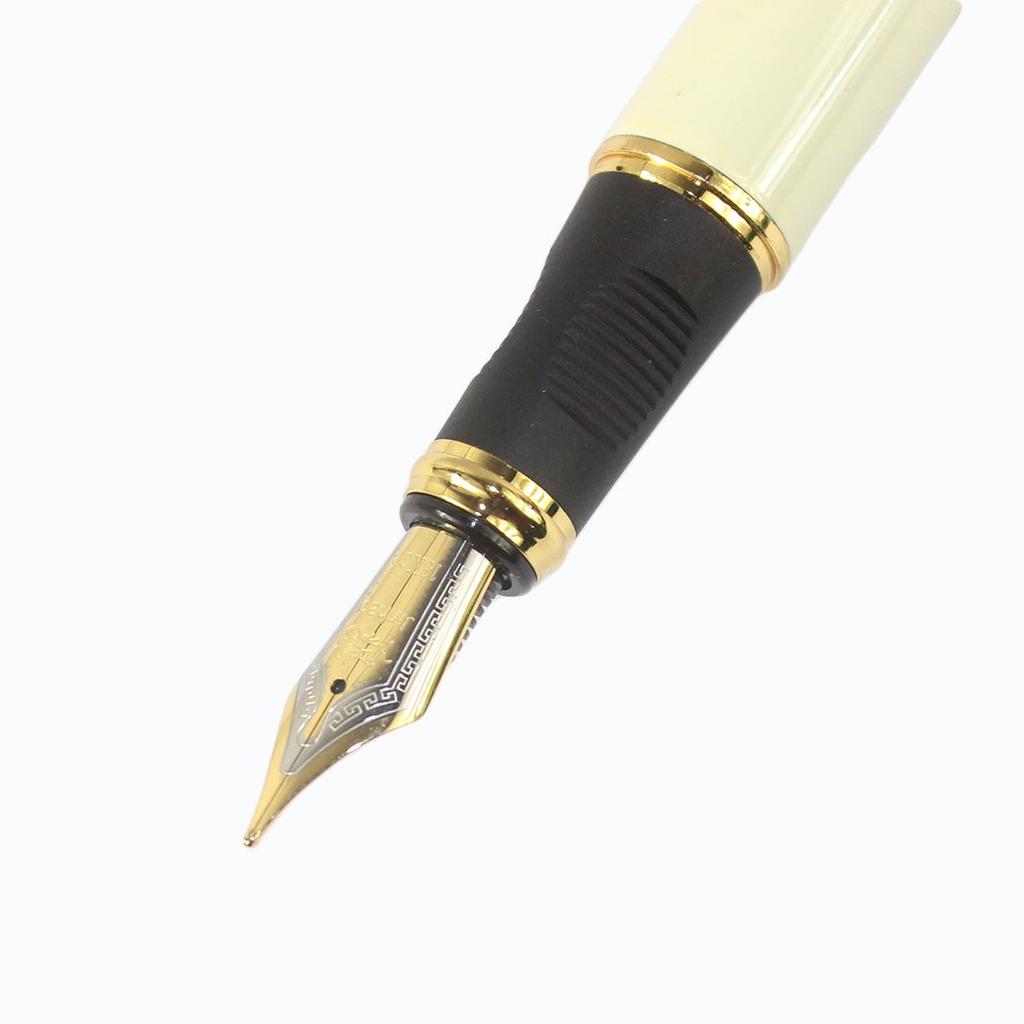 Gullor Fashionable and Elegant Jinhao 450 White Fountain Pen with Golden Clip [Used]