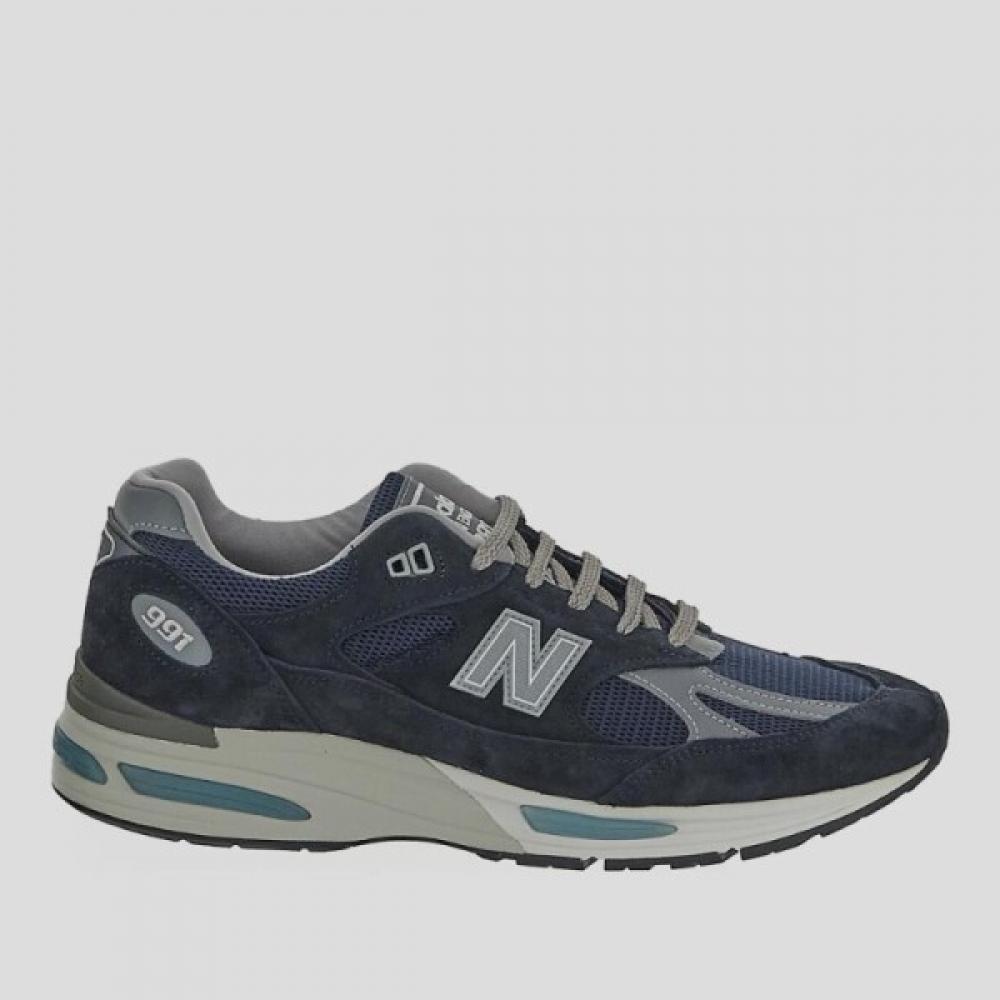 

New Balance Suede Mesh Running Sneakers U991nv2 US10