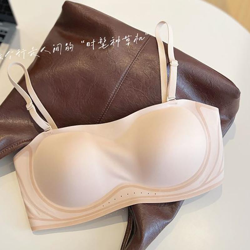 Strapless Tube Top Underwear Women's Small Breasts Gather and Show Large, Non-slip Chest Wrap, Anti-light and Seamless Invisible Beauty Back Bra Cover