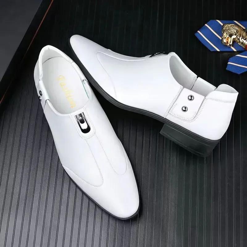 Fashion White Mens Casual Loafers Driving Fashion Male Comfortable Business Formal Spring Leather Men Lazy Metal Dress Shoes