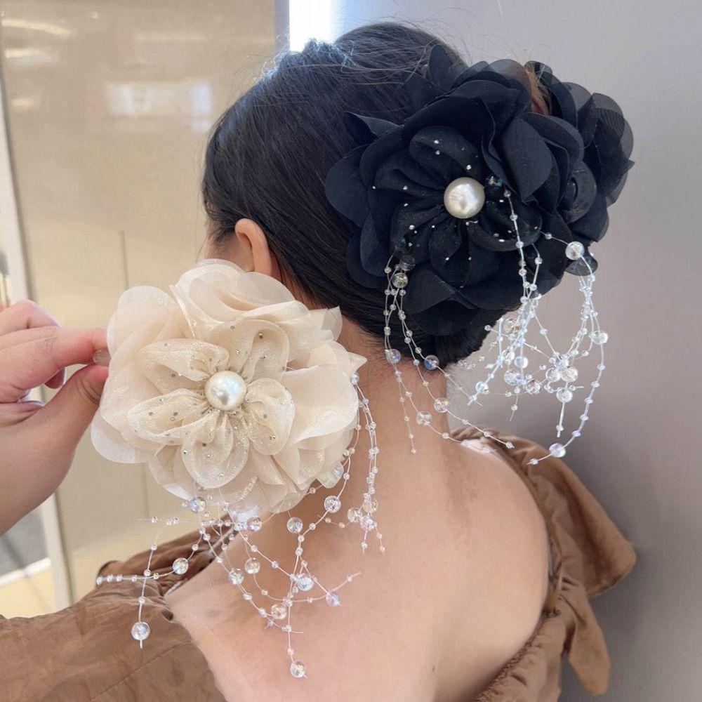

Tassel Grasping Clip Flower Hair Claw Elegant Shark Clip Girl бежевий