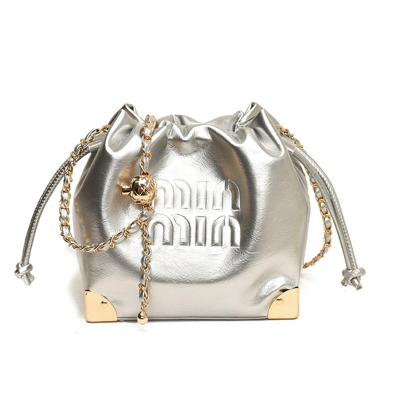 Fashion Chain Bucket Bag Women's 2024 New Korean Version Niche Versatile Shoulder Bag High-end Casual Messenger Women's Bag