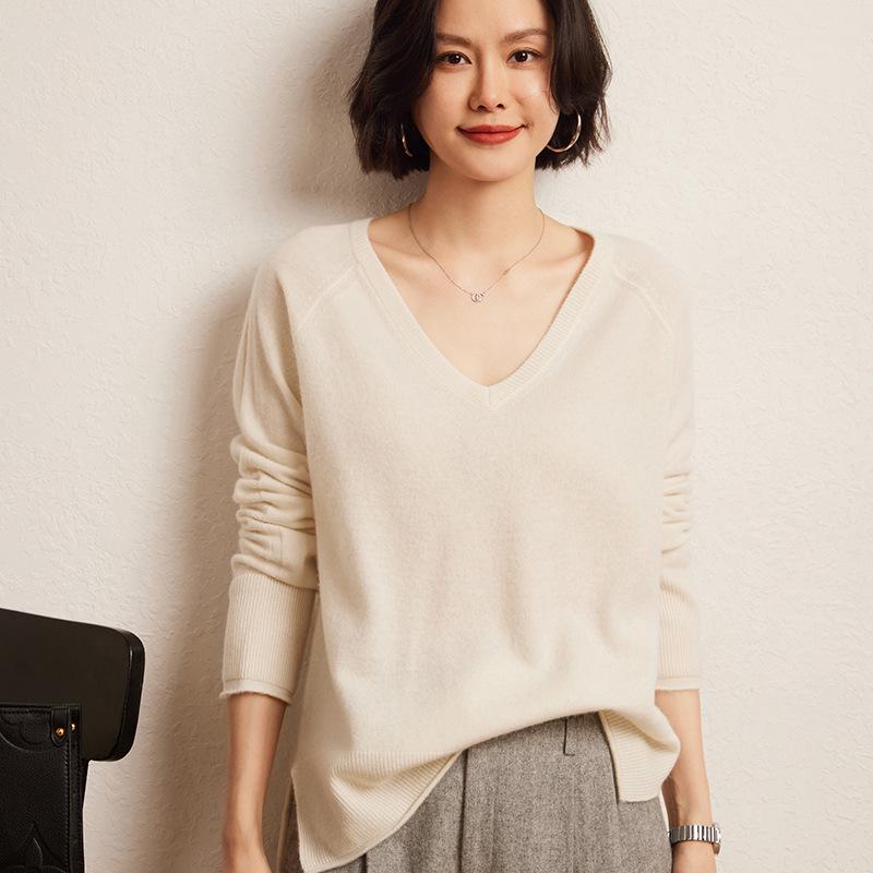 Women's V-neck Cashmere Knit Sweater: Autumn/Winter Solid Color, Loose Fit, Long Sleeve, Casual Slimming.