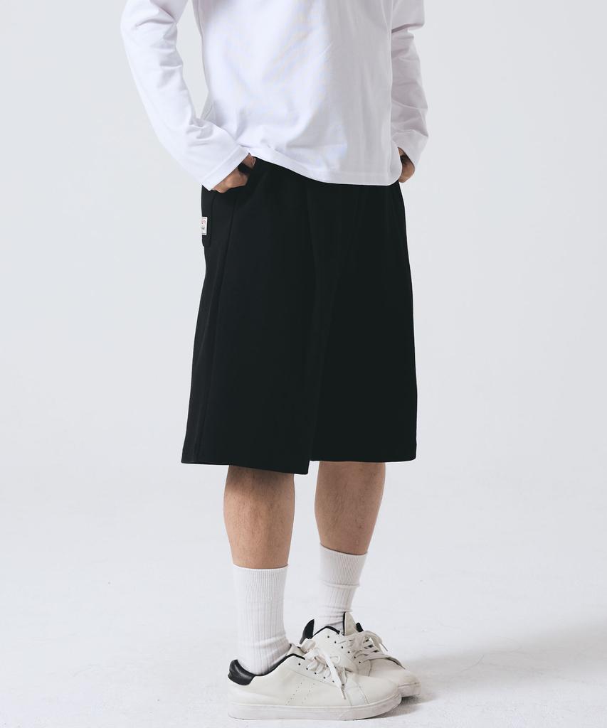 PENDULUM Essentials Knee-Length One-Pleat Sweat Bermuda Pants (Lr2Pu417)