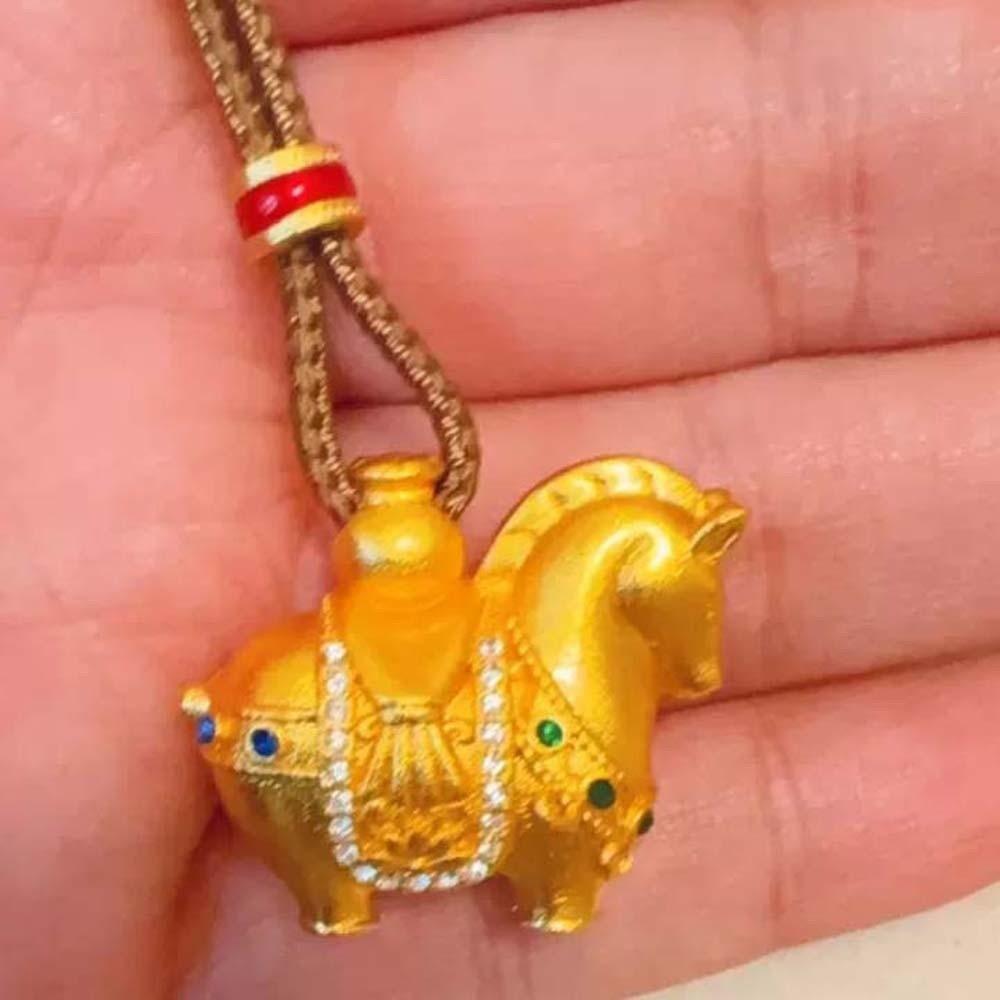 Orichalum Plating Zodiac Horse Necklace Luxury Golden Horse Pendant Wealth Foal Necklace  Men