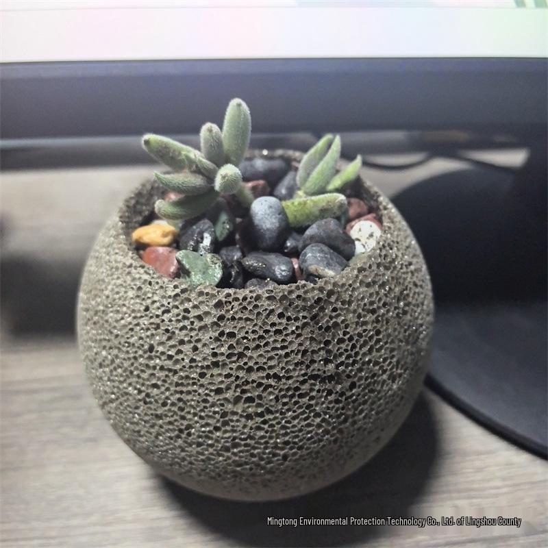 Retro Round Pot - Coarse Pottery, Breathable, Creative Succulent Planter, Simple Table Decoration for Green and Potted Plants.