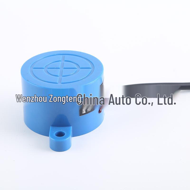 Round SD-3020A Inductive Sensor: DC Three-Wire NPN, Normally Open Proximity Switch