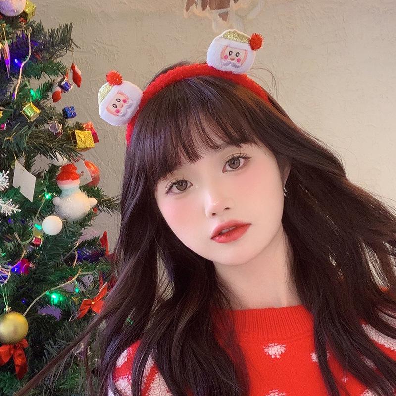 

3D Plush Reindeer Christmas Headband for Women - Cute Cartoon Winter Hair Accessory Standard Size