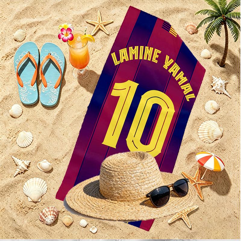 football player Print Beach Towel, Versatile Lightweight Absorbent Beach Towel for Pool Surf Yoga Bathroom, Perfect Birthday Holiday Gift
