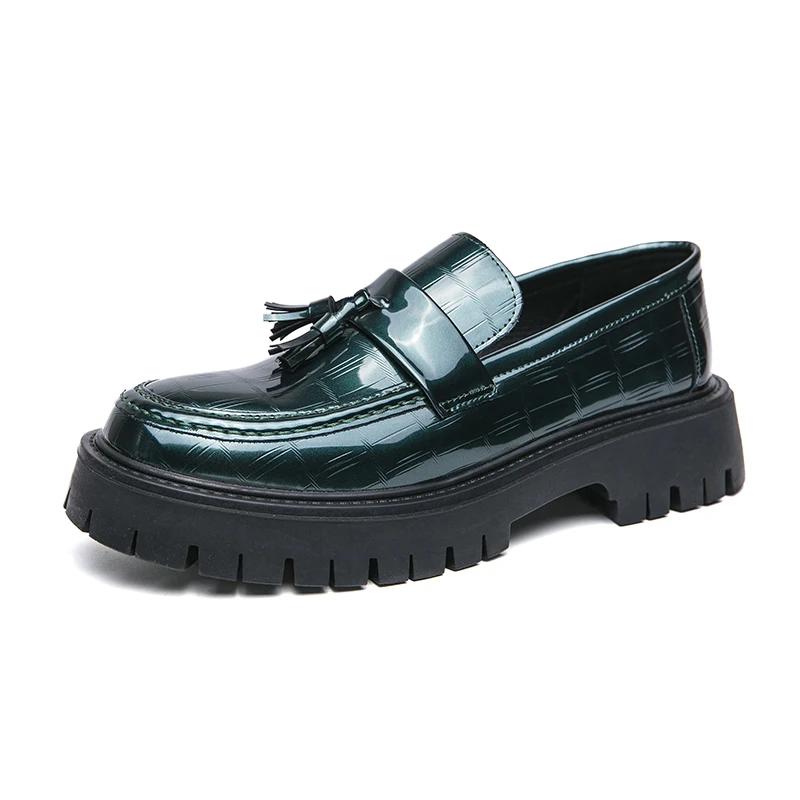 Thick Bottom Men's Business Patent Leather Shoes Slip-on Tassel Shoes Student Office Loafers Black Shoes Kerae 2024
