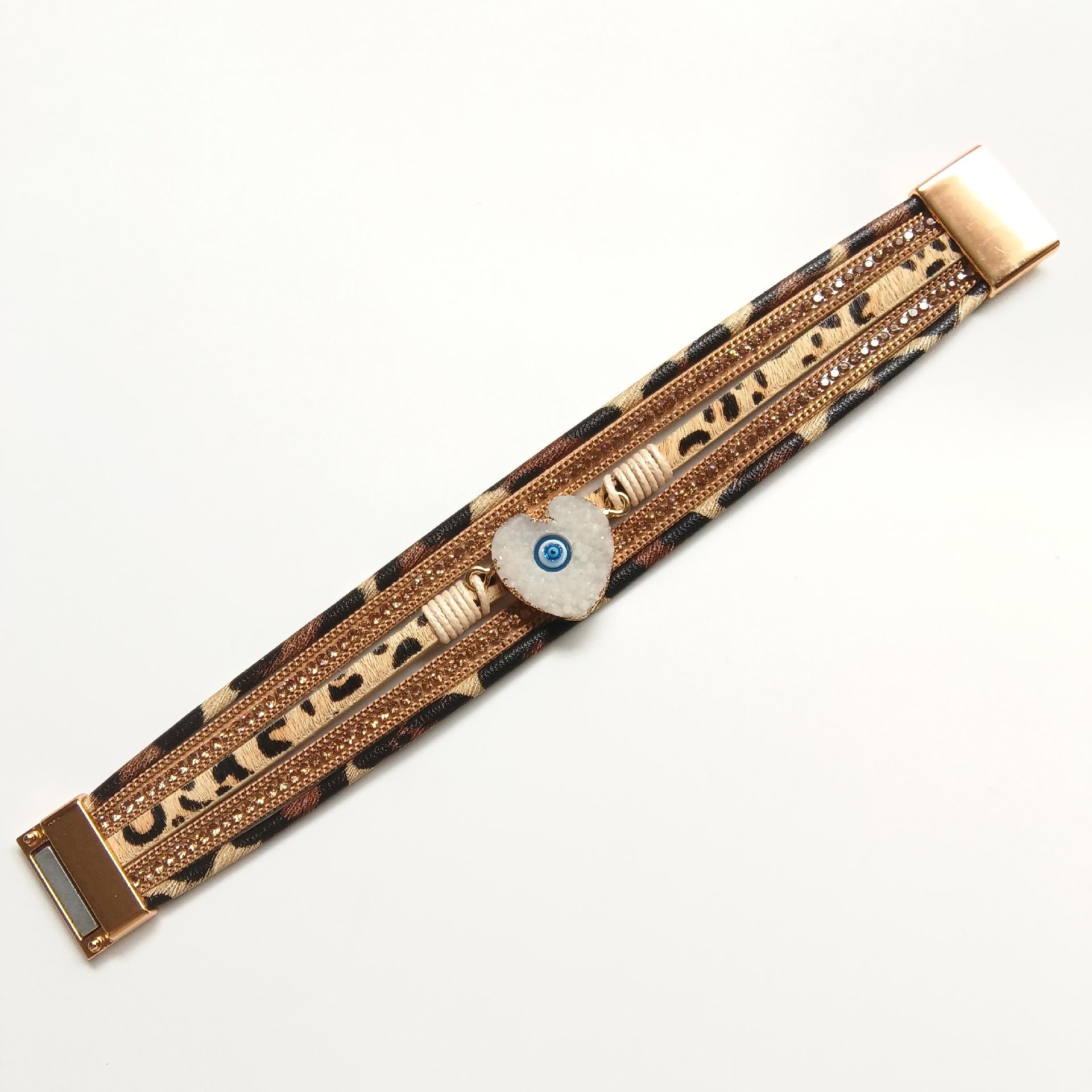 Middle East Turkish Evil Eye Gold Bracelet with Heart Crystal Stone and Bead Design