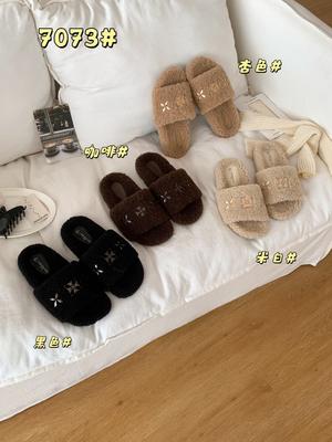 Nouveau pantoufle en laine de mouton française mode chaussures en laine pour femmes nouveau polyvalent décontracté vêtement d'extérieur semelle épaisse pantoufle en laine chaussures pour femmes