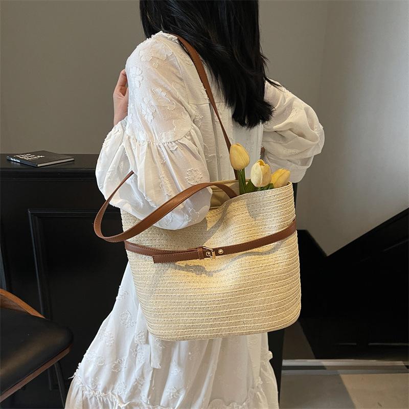 Large capacity bag women's bag woven summer travel beach women's new bag shoulder tote bag large bag