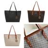 Large Capacity Tote Bag For Women With Pu Material And Checkered Pattern For Daily Use
