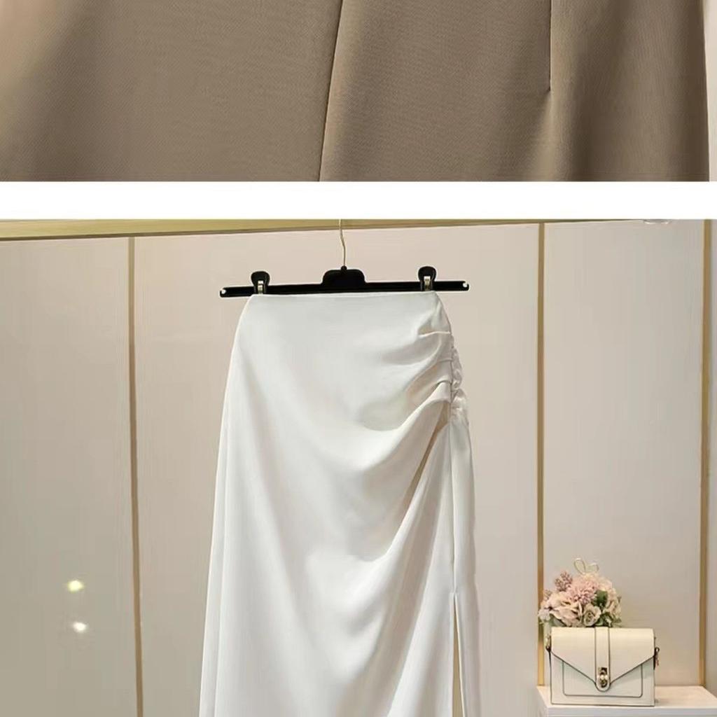 Design Sense of Suit Niche Pleated Skirt Women's Summer and Autumn Mid Length Hip Hugging Skirt Split High Waist One-step Skirt