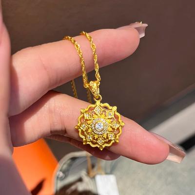 Italienische strukturierte goldene Anhängerkette für Damen Spitzen-Garten-Design vergoldet Zirkon Perlen Luxus Modeschmuck
