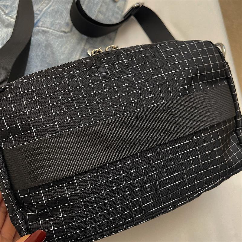 Lightweight Mobile Phone Bag Women's Shoulder Crossbody Bag