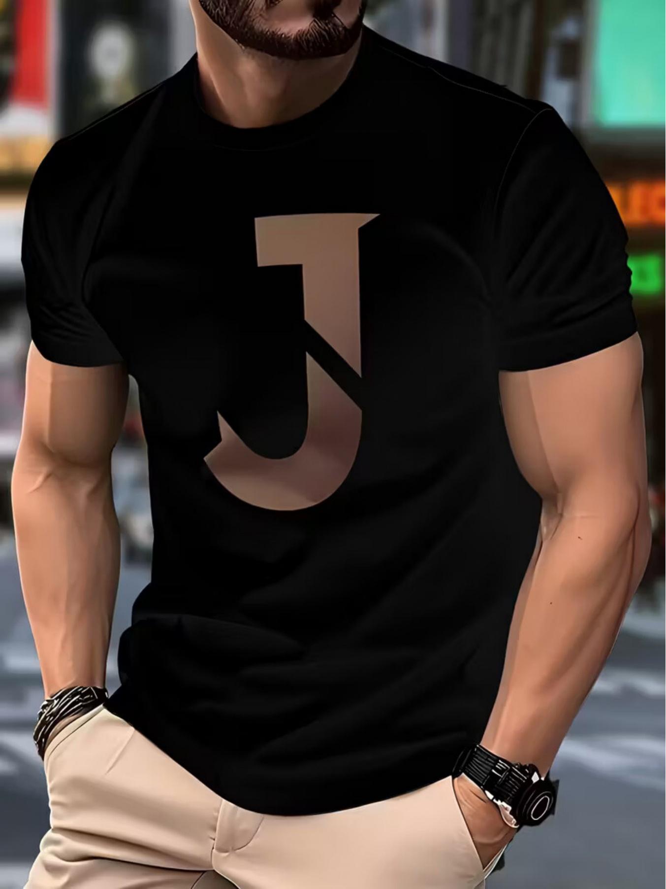 Stylish Men s T-shirt with a Striking Golden J Logo. Crew Neck M