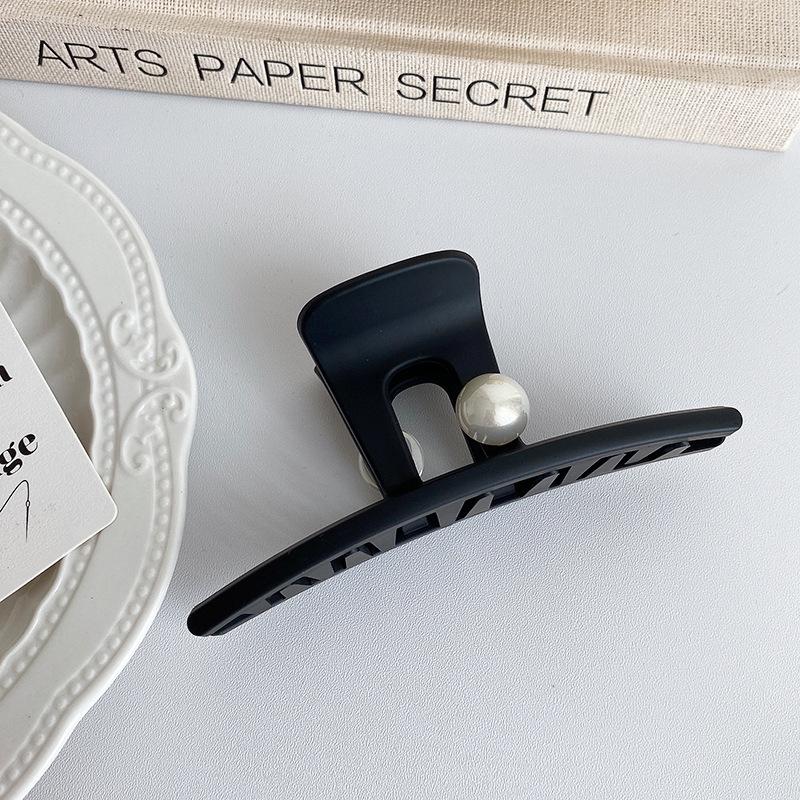 

Заколка-краб для волос высокого класса, минималистичная, матовая черная, с бордовыми бусинами