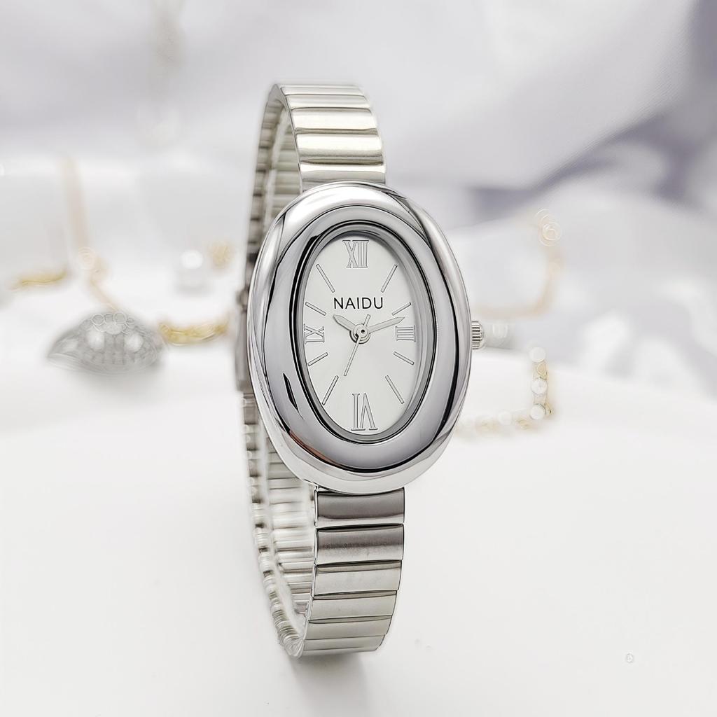 New Women's Oval Gold Quartz Watch - Stylish and Popular in Southeast Asia