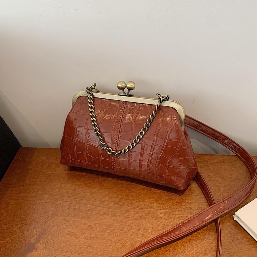 Women Girls PU Leather Kiss Lock Shoulder Bag One Shoulder Crossbody Bag Clip on Chain Handbag for Work School Travel Shopping