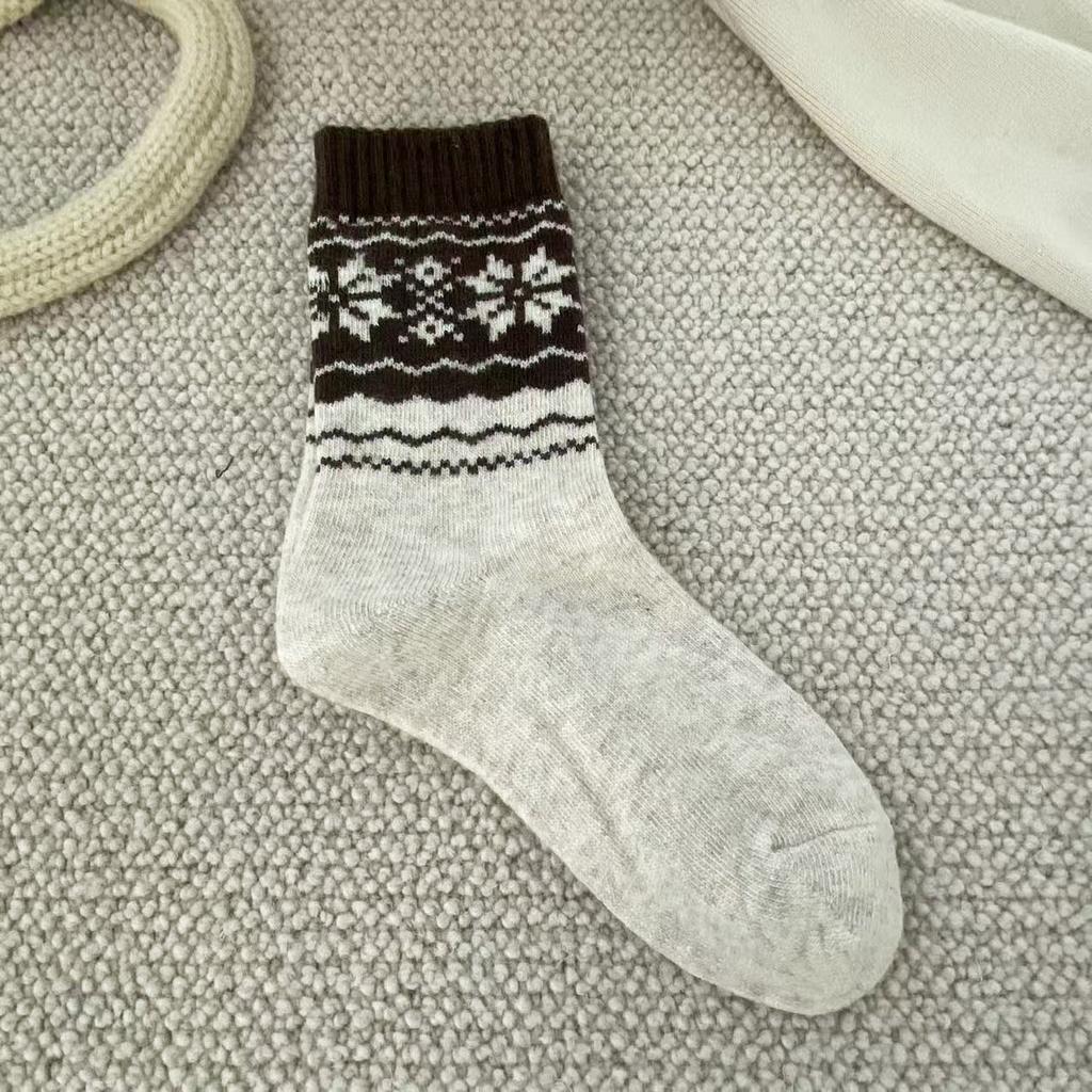 Oatmeal Wool Socks Season Thickened Warm Socks Cartoon Cute Wool Stockings