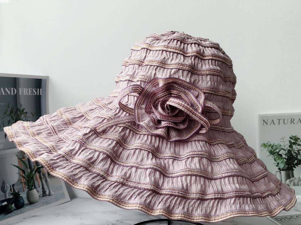 Ht1676 New Fashion Women Hat Korea Style Flower Packable Large Wide Brim Hat Anti-Uv Adjustable Ladies Floppy Beach Sun Hat