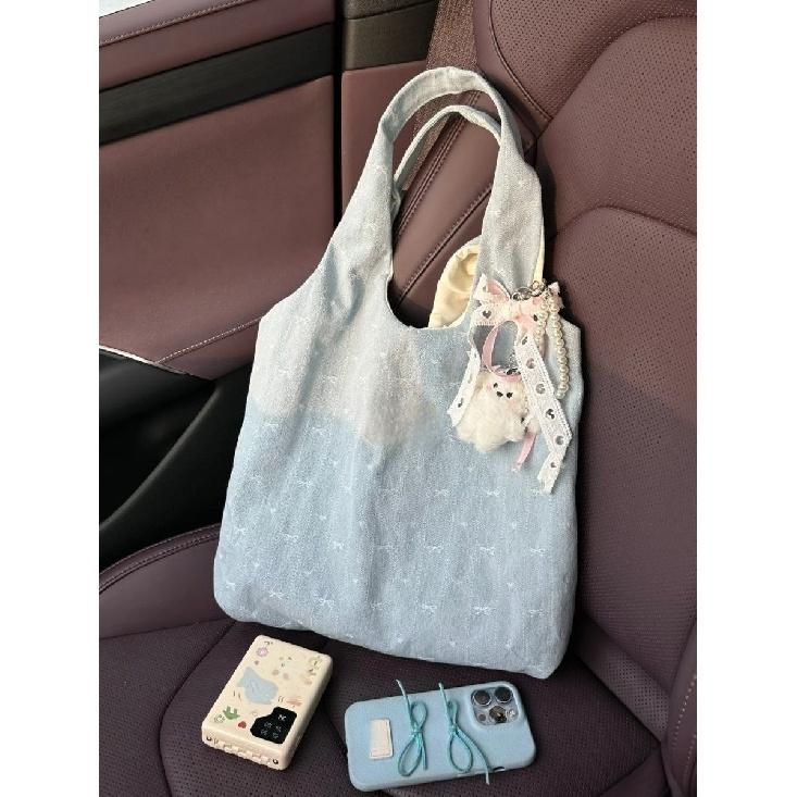 

New 2025 Autumn Student Korean Version Ins Fresh Versatile Tote Commuter Large Capacity Canvas Bag Shoulder Bag for Women светло-синий