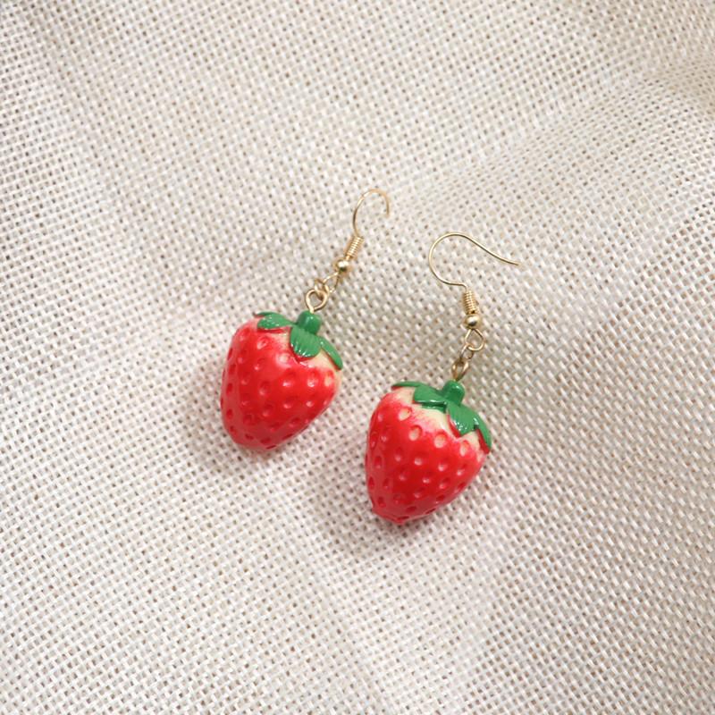 Tide temperament Korean sweet and cute less heart versatile ear clips ins wind super cute strawberry earrings