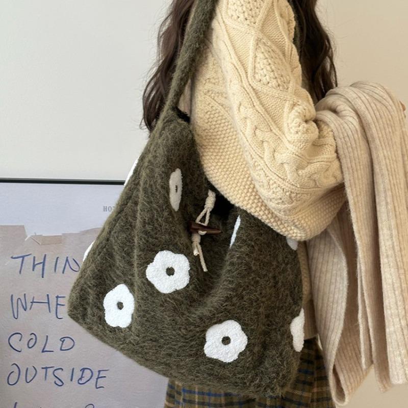 Plush flower embroidery commuter bucket bag autumn and winter new niche design simple woolen tote bag