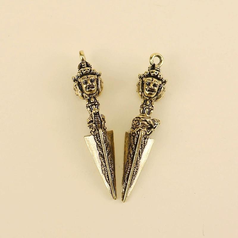 Vintage Brass Vajrakila Head Vajry Pestle Ornaments Keychains Charm Pendant Lucky Home Decorations