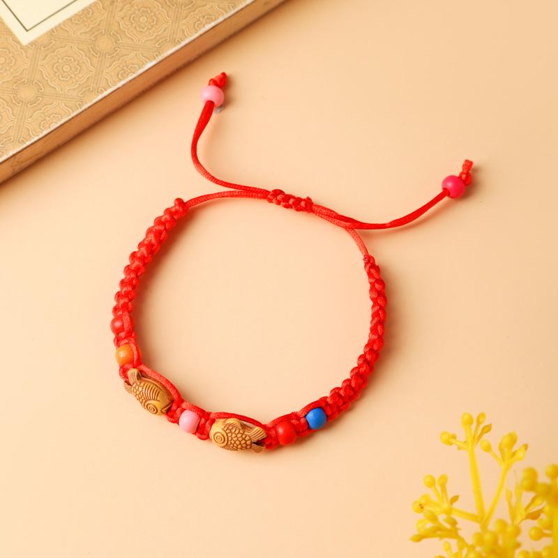 

Браслет из красной веревки ручной работы с мультяшным дизайном: Праздник драконьих лодок Пятицветный стиль Бэньмин для взрослых и детей