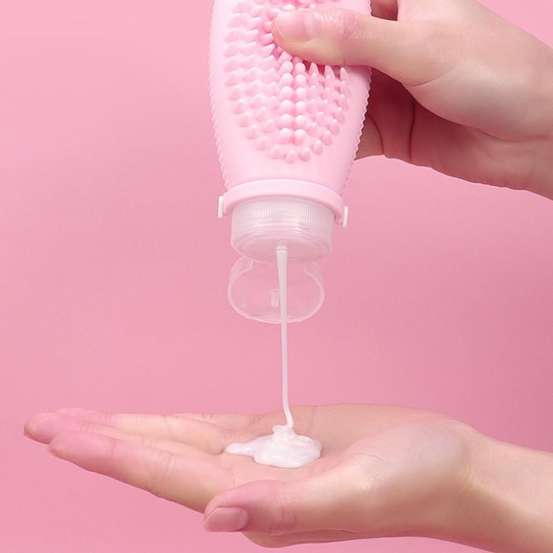 Silicone Scalp Massager Shampoo Brush 2 In 1 with Soft Bristles Exfoliator for Washing Hair Portable Cleaning Tool for Travel