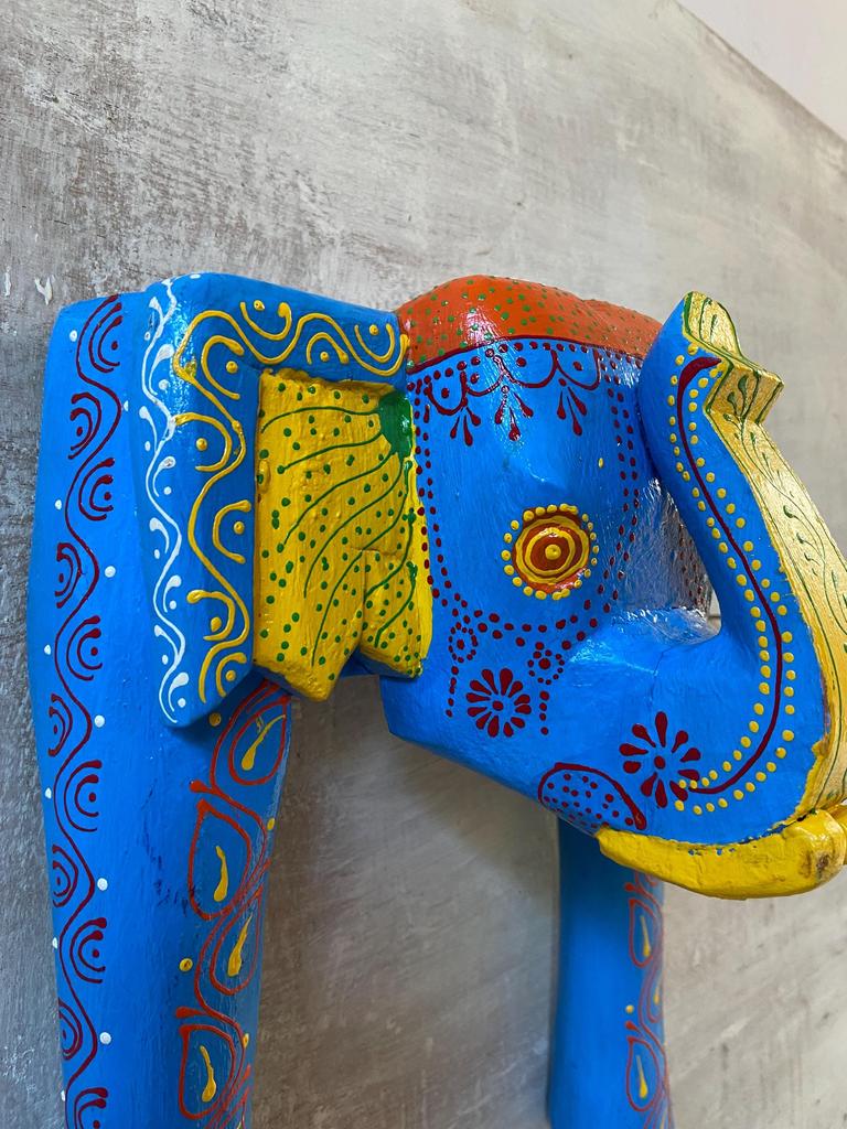 Hand-Painted Wooden Elephant Head Wall Hanging: Ethnic Home Decor