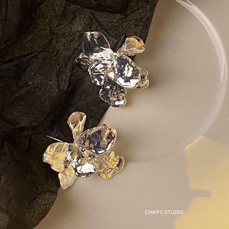 

INS Chaifu Продуктовый магазин Серебряные Трехмерные Жидкие Цветы A pair of main drawing models