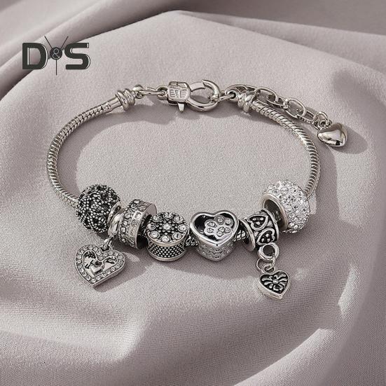 Women Bracelet Heart Shape Rhinestones Inlaid Bracelet with Adjustable Design No Fading Wear-Resistant Bracelet