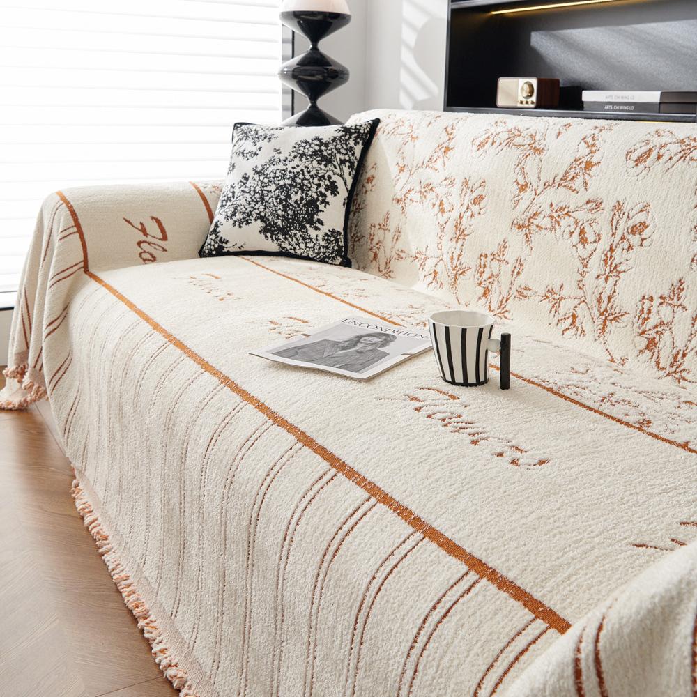 Winter Sofa Towel Half Velvet Pastoral Style Sofa Cover Cloth Anti-Scratching Cushion Four Seasons Universal Sofa Cover Cover