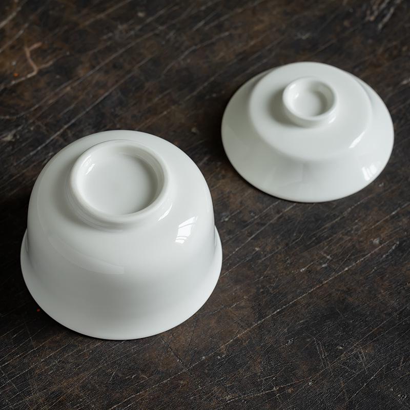 Rice White Dehua Porcelain Gaiwan Stew Pot with Lid, 250ml - Ideal for Soups, Bird's Nest, and Steamed Eggs.