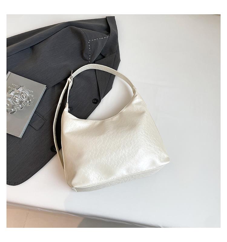 

Sweet love bow backpack women s 2025 new trendy shoulder oblique span bag large capacity solid color texture tote bag белый