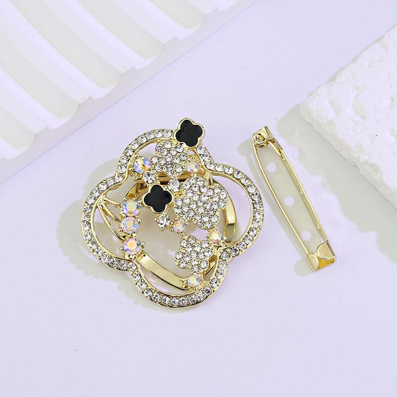 

Милая брошь в корейском стиле «Клевер на удачу» для женских шарфов и одежды