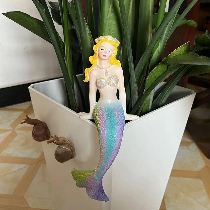 Fish tank landscaping Mermaid Garden Terrace Garden Decoration Desktop Home Resin Ornament Pool Balcony Decoration