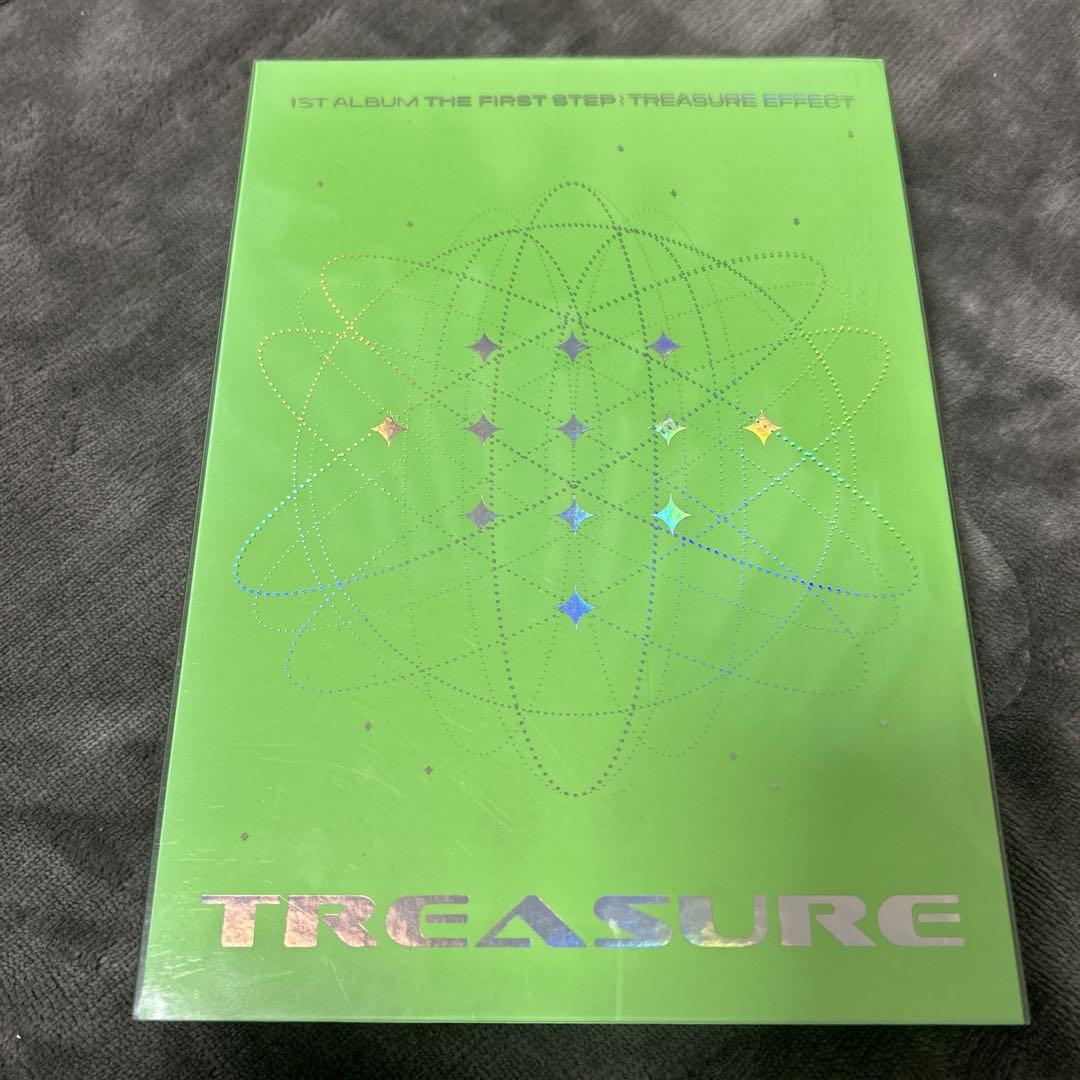 

[USED] TREASURE FIRST Album